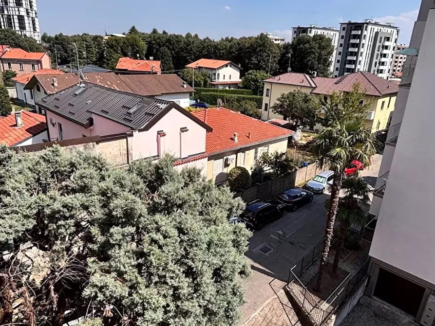 Immagine 29 di Appartamento in vendita  in via Fiume a Saronno