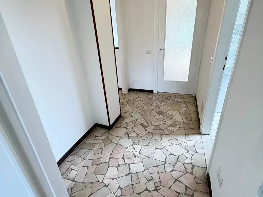 Immagine 14 di Appartamento in affitto  in via Colletta a Milano