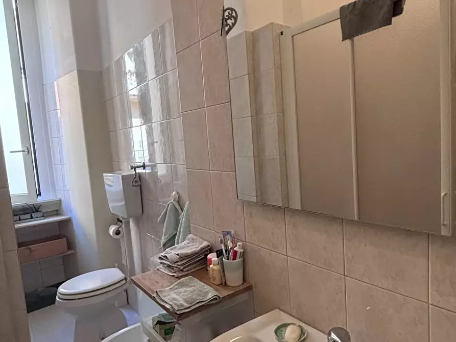 Immagine 22 di Appartamento in affitto  in via Faravelli 6 a Milano