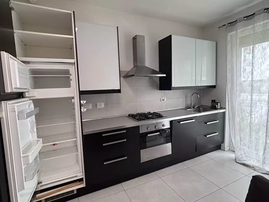 Immagine 4 di Appartamento in affitto  in via Gluck a Milano