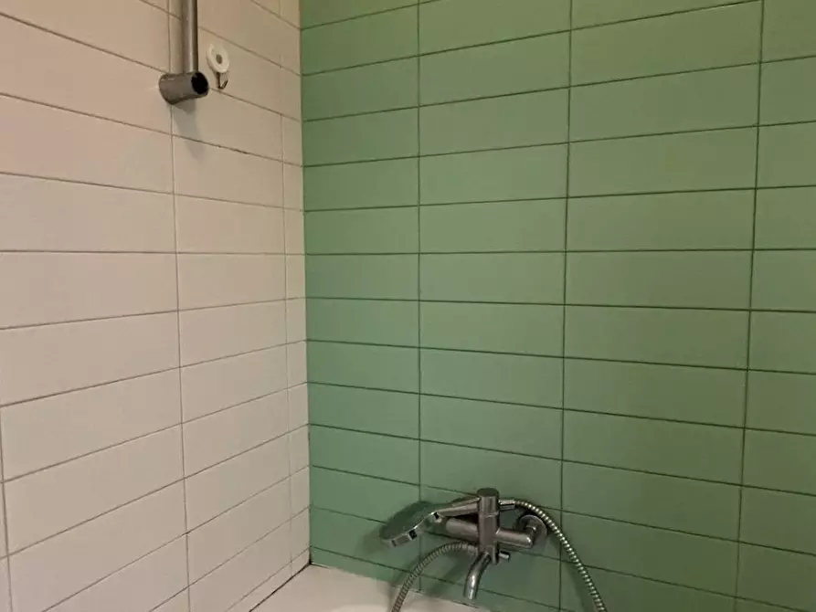 Immagine 19 di Appartamento in affitto  in via Gluck a Milano