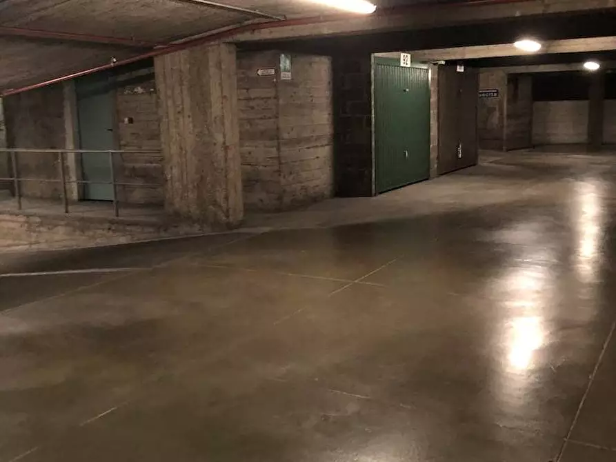 Immagine 40 di Appartamento in vendita  in via Castelfidardo a Milano