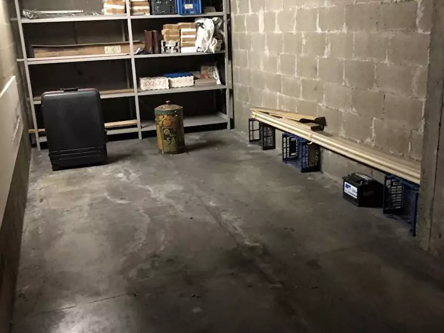 Immagine 42 di Appartamento in vendita  in via Castelfidardo a Milano