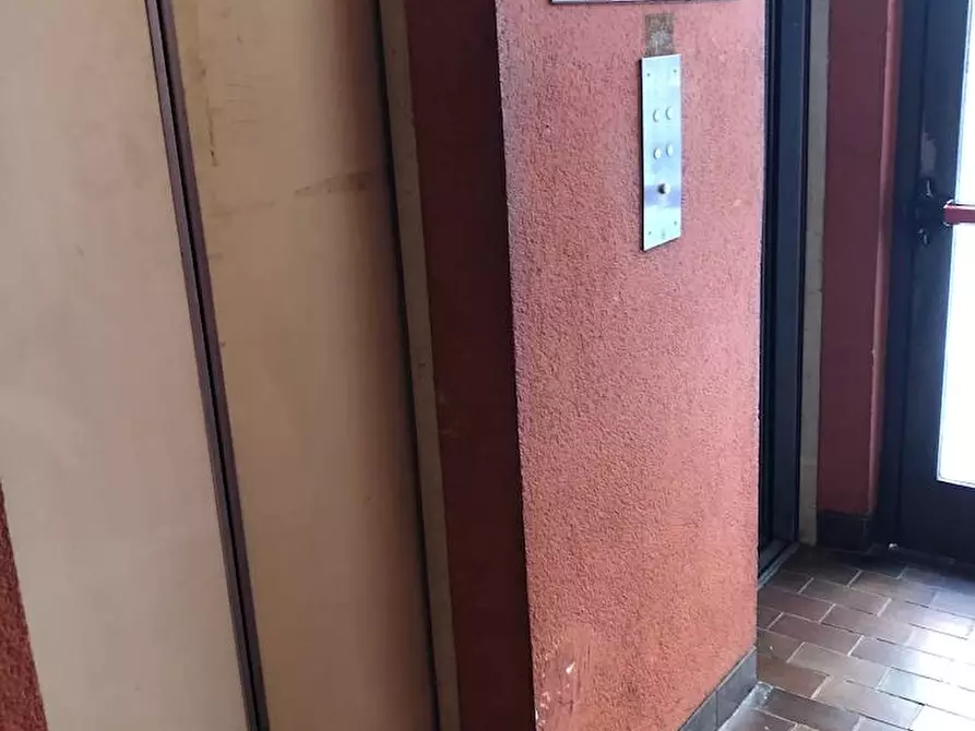 Immagine 44 di Appartamento in vendita  in via Castelfidardo a Milano