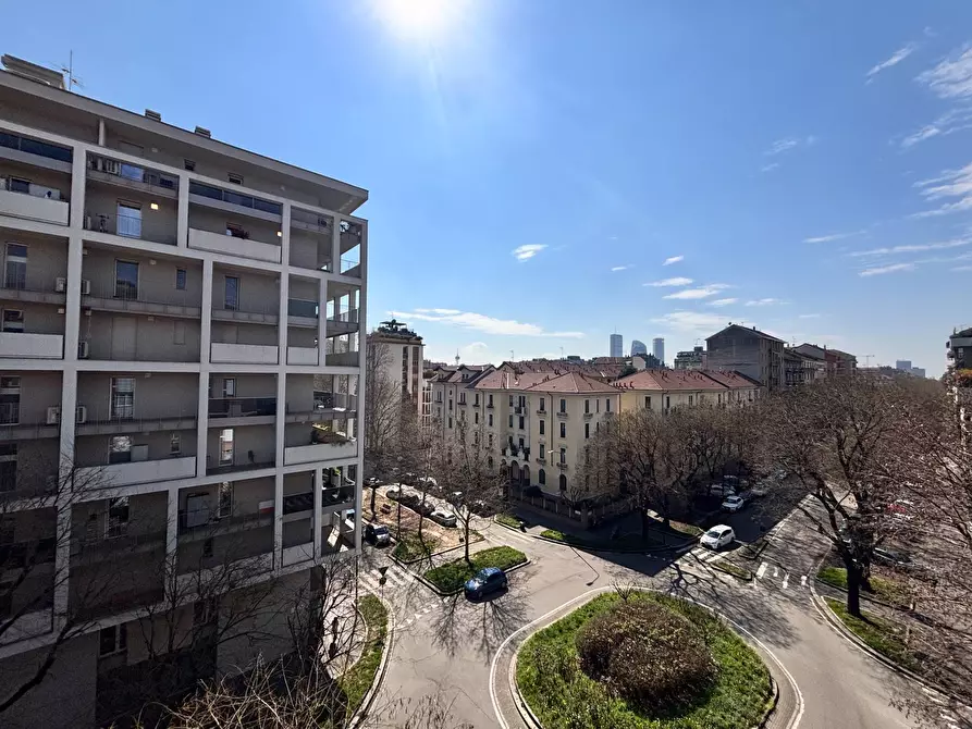Immagine 1 di Appartamento in affitto  in via Govone 68 a Milano