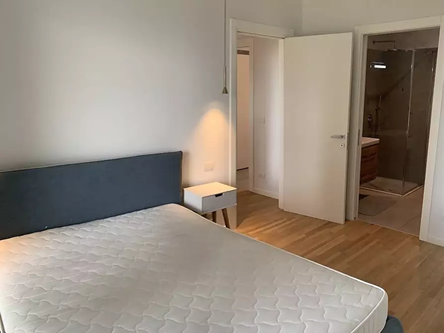Immagine 12 di Appartamento in affitto  in via Pasolini 70 a Milano