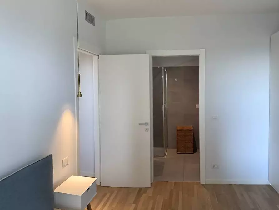 Immagine 10 di Appartamento in affitto  in via Pasolini 70 a Milano
