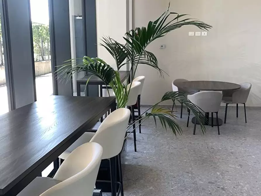Immagine 27 di Appartamento in affitto  in via Pasolini 70 a Milano