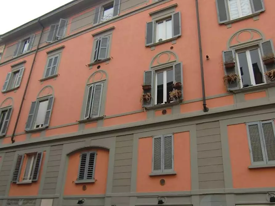 Immagine 22 di Appartamento in affitto  in via Cirillo 12 a Milano