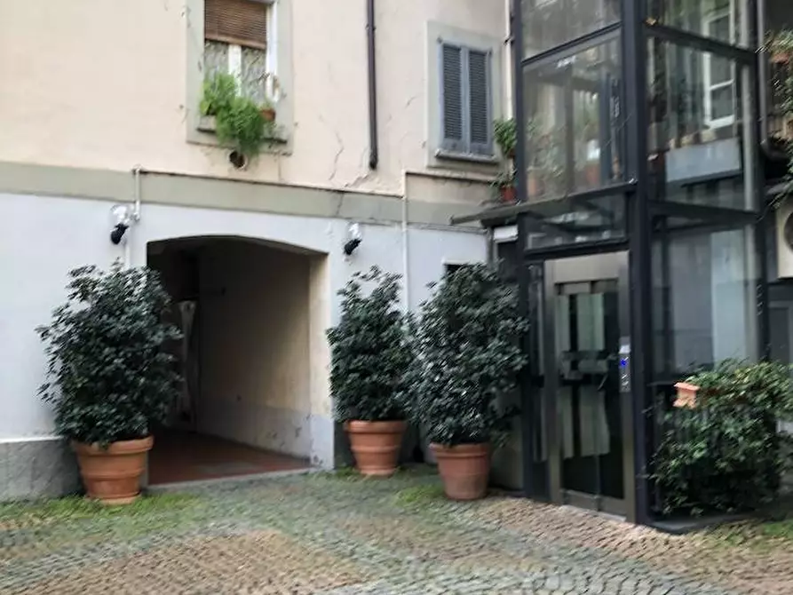Immagine 48 di Appartamento in affitto  in via Cirillo 12 a Milano
