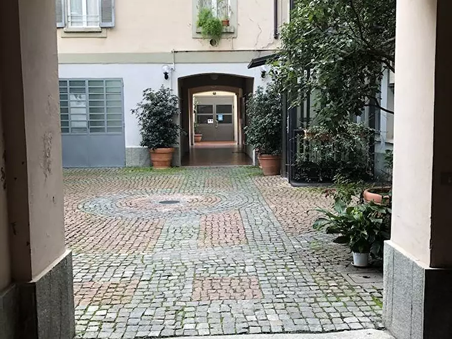 Immagine 2 di Appartamento in affitto  in via Cirillo 12 a Milano