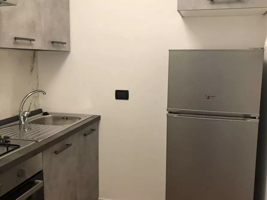 Immagine 34 di Appartamento in affitto  in via Cirillo 12 a Milano