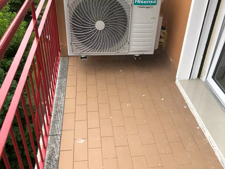 Immagine 14 di Appartamento in affitto  in via Lorenteggio 209 a Milano