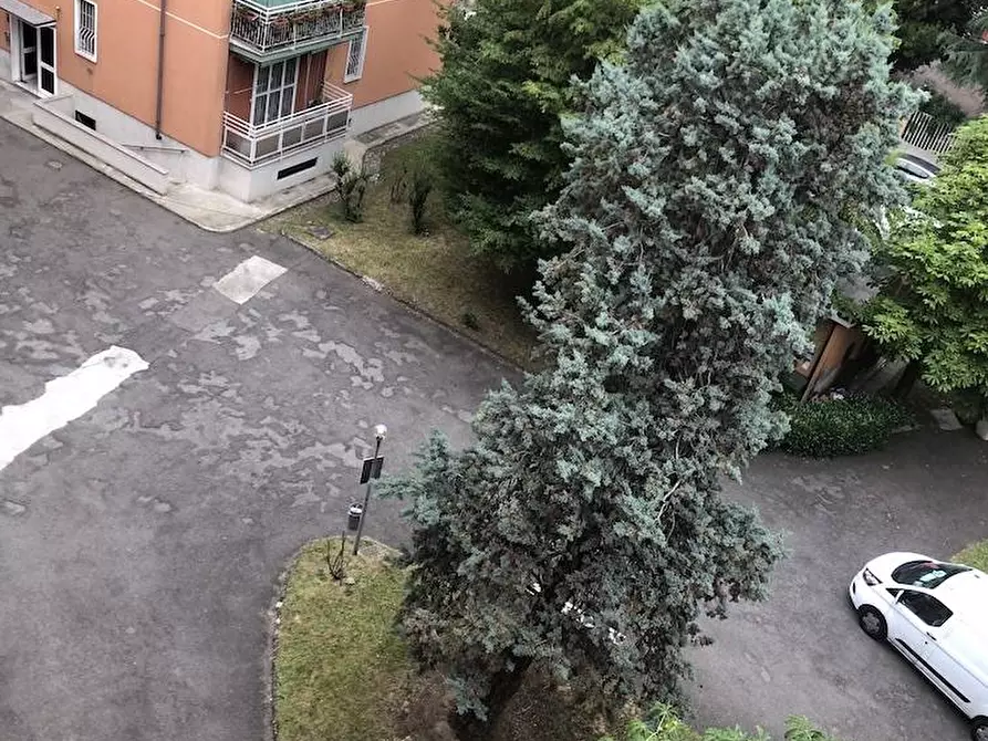 Immagine 13 di Appartamento in affitto  in via Lorenteggio 209 a Milano