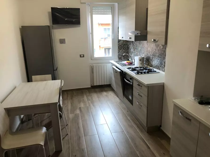Immagine 8 di Appartamento in affitto  in via Lorenteggio 209 a Milano