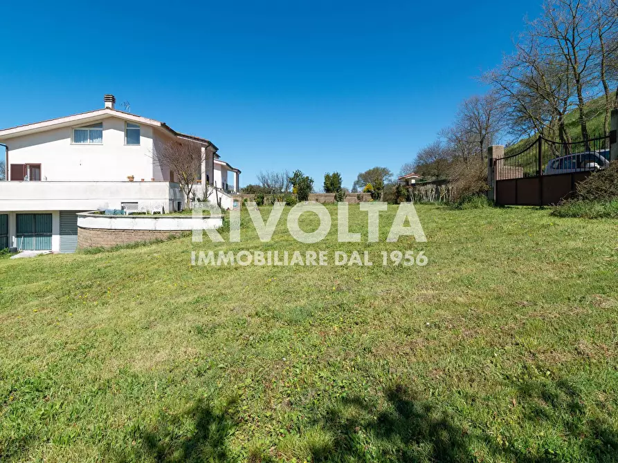 Immagine 3 di Villa in vendita  in via dell'asinara a Rignano Flaminio