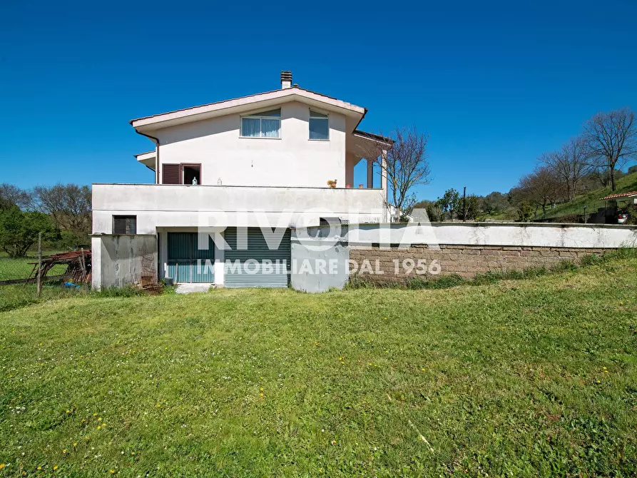Immagine 4 di Villa in vendita  in via dell'asinara a Rignano Flaminio