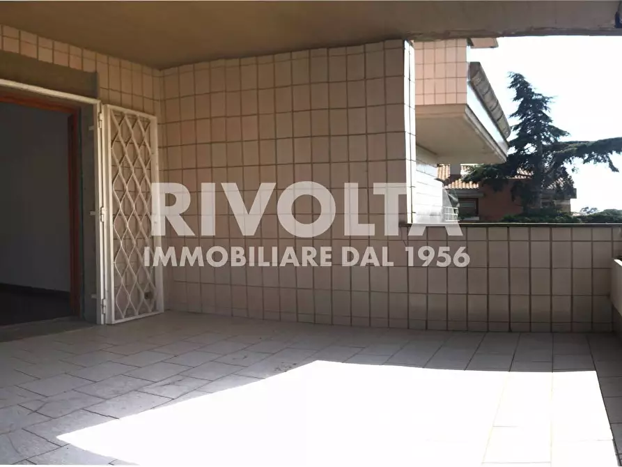 Immagine 11 di Appartamento in affitto  in Via Cassia a Roma