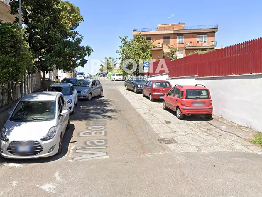 Immagine 4 di Box auto in vendita  in Via Bompietro 86 a Roma