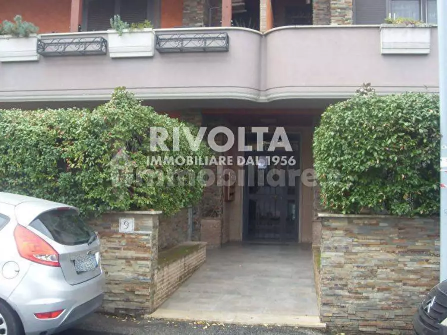 Immagine 1 di Appartamento in vendita  in Via Roccavaldina 9 a Roma