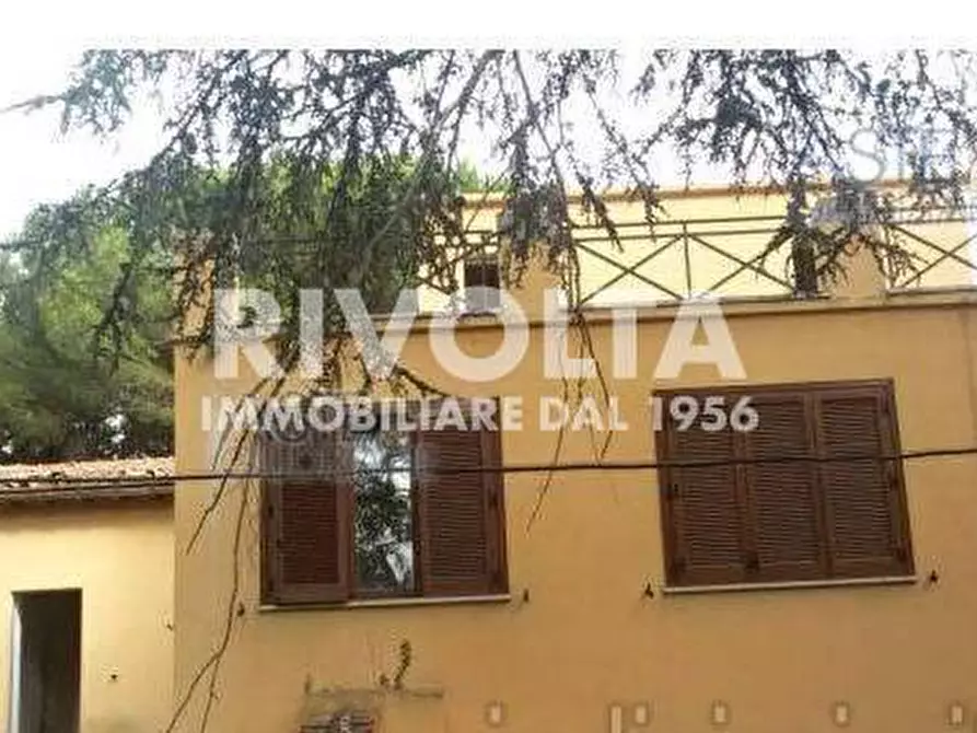 Immagine 1 di Villa in vendita  in STRADA VICINALE DELLA MACINA a Genzano Di Roma