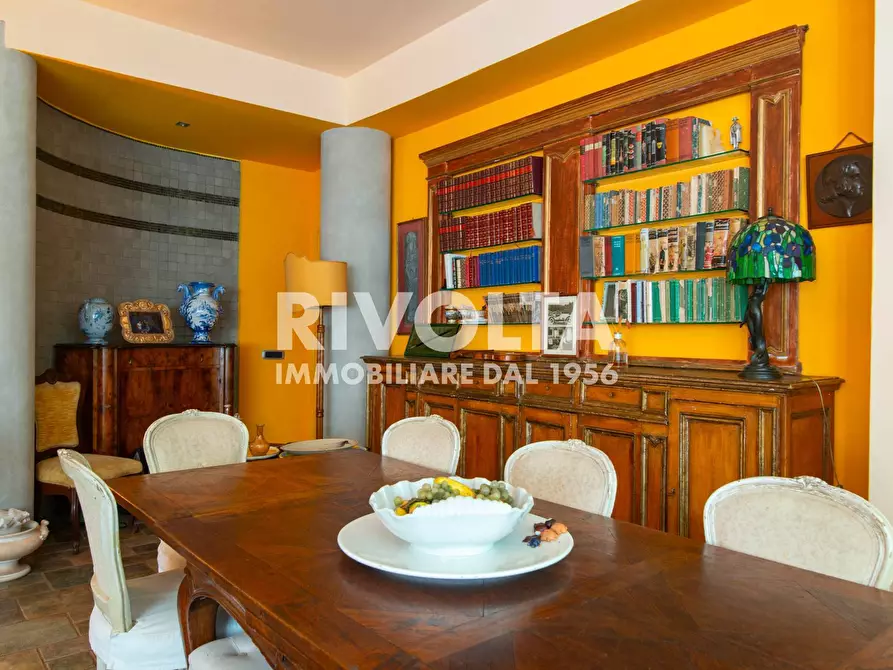 Immagine 6 di Appartamento in vendita  in Via Moena a Roma