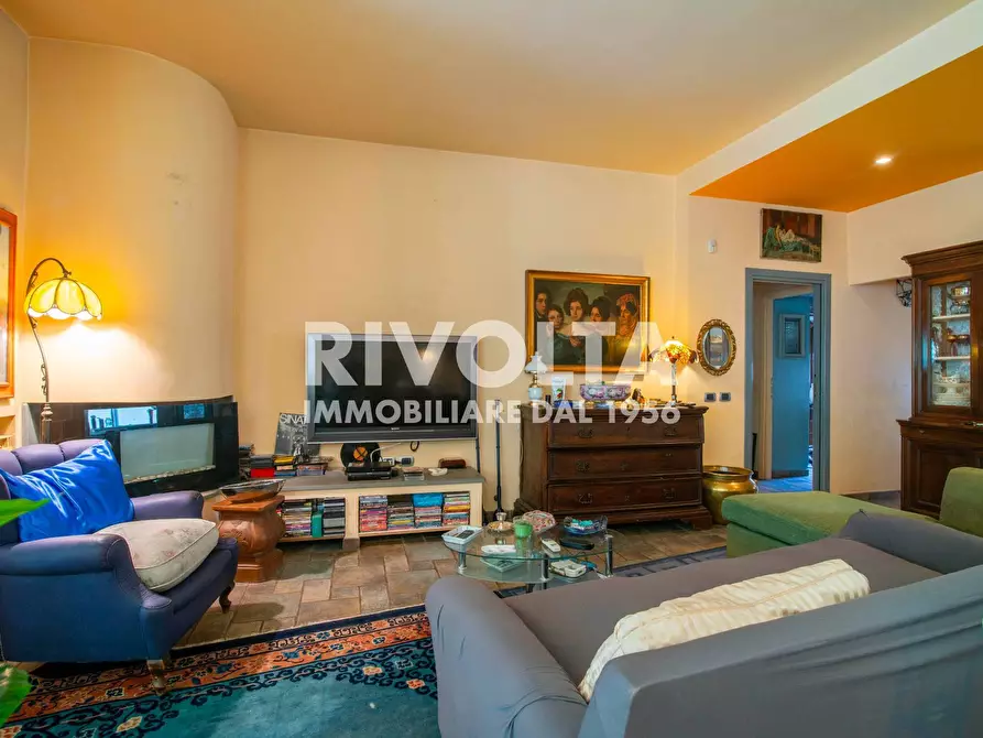 Immagine 10 di Appartamento in vendita  in Via Moena a Roma