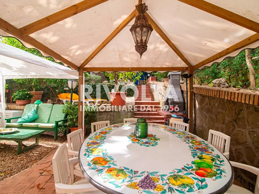 Immagine 28 di Appartamento in vendita  in Via Moena a Roma