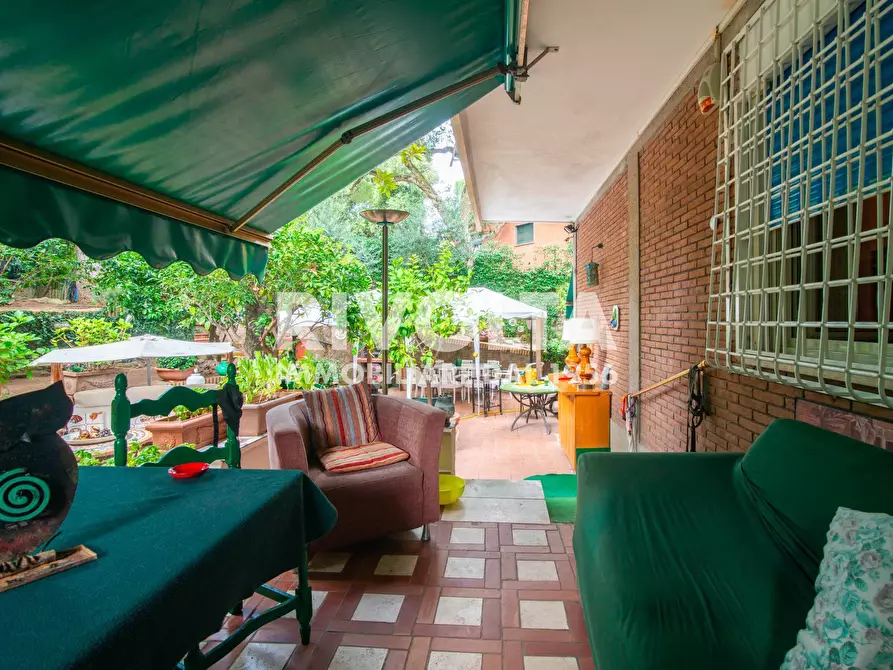 Immagine 36 di Appartamento in vendita  in Via Moena a Roma