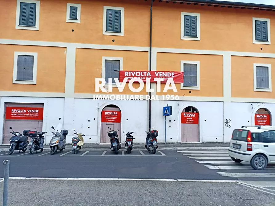 Immagine 13 di Casa indipendente in vendita  in piazza Mario Cortesini a Orbetello