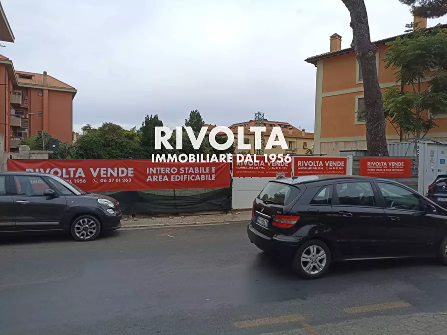 Immagine 37 di Casa indipendente in vendita  in piazza Mario Cortesini a Orbetello
