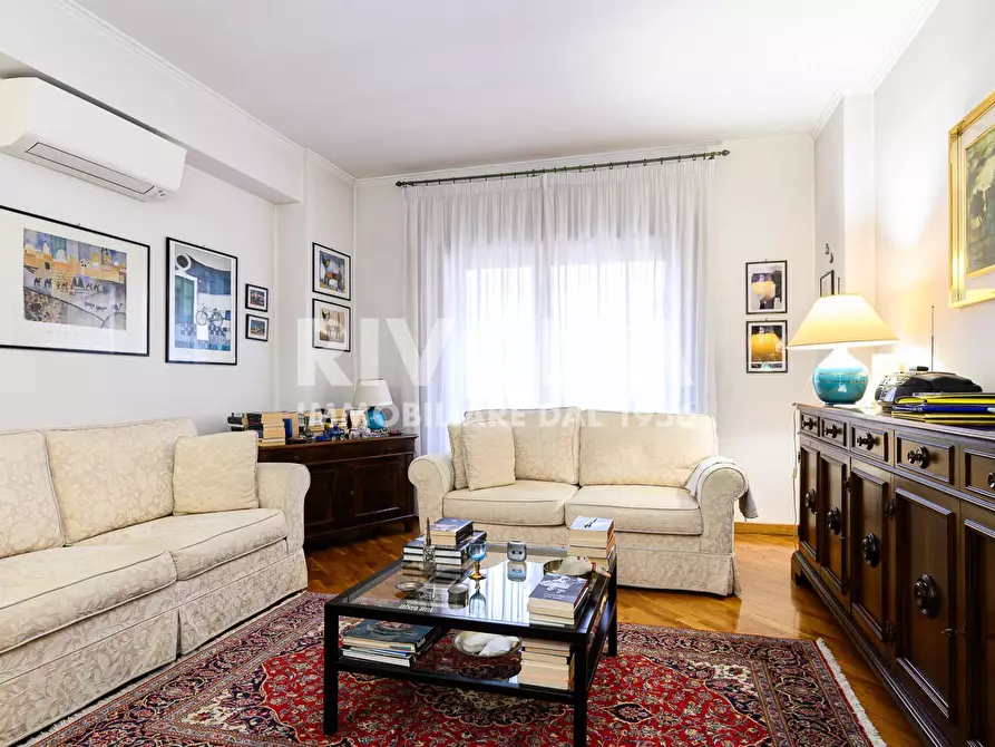 Immagine 29 di Appartamento in vendita  in Via Appia Nuova 608 a Roma