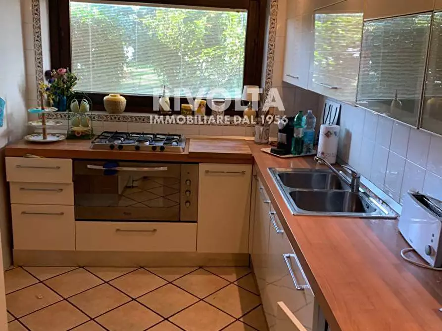 Immagine 11 di Villa in vendita  in viale dei Tarquiniensi a Tarquinia