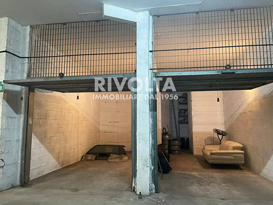 Immagine 29 di Box auto in vendita  in Via Degli Aldobrandeschi a Roma