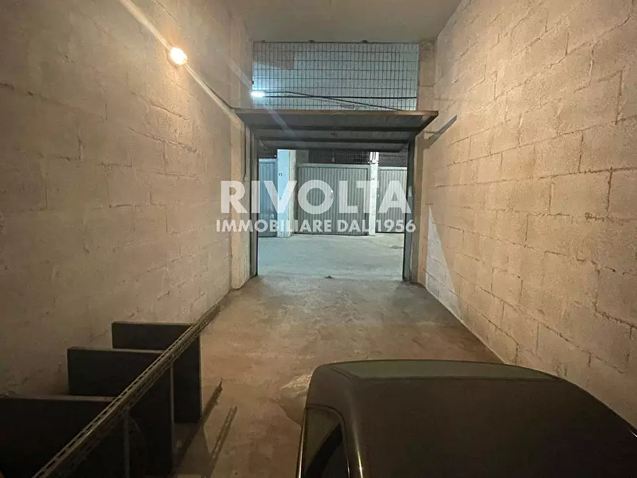 Immagine 28 di Box auto in vendita  in Via Degli Aldobrandeschi a Roma