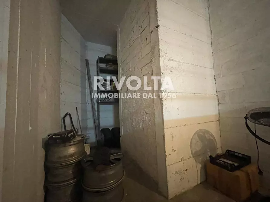 Immagine 39 di Box auto in vendita  in Via Degli Aldobrandeschi a Roma