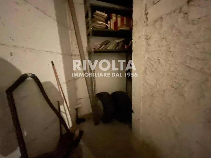 Immagine 40 di Box auto in vendita  in Via Degli Aldobrandeschi a Roma