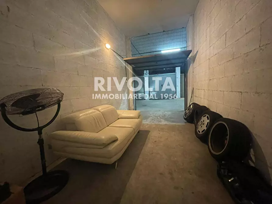 Immagine 48 di Box auto in vendita  in Via Degli Aldobrandeschi a Roma