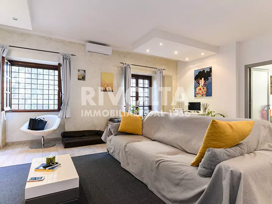 Immagine 20 di Attico in vendita  in Via Callimaco a Roma