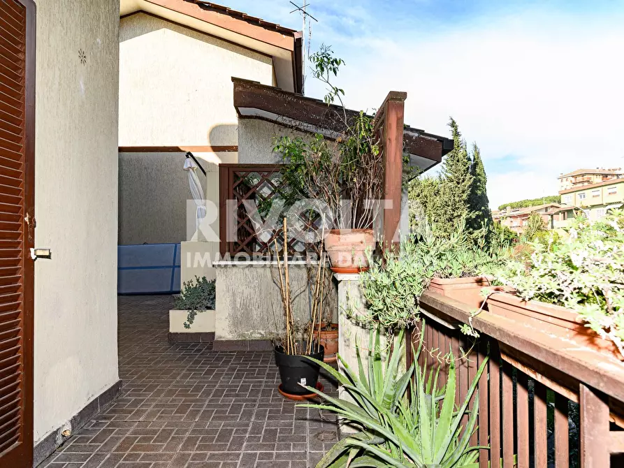 Immagine 26 di Attico in vendita  in Via Callimaco a Roma