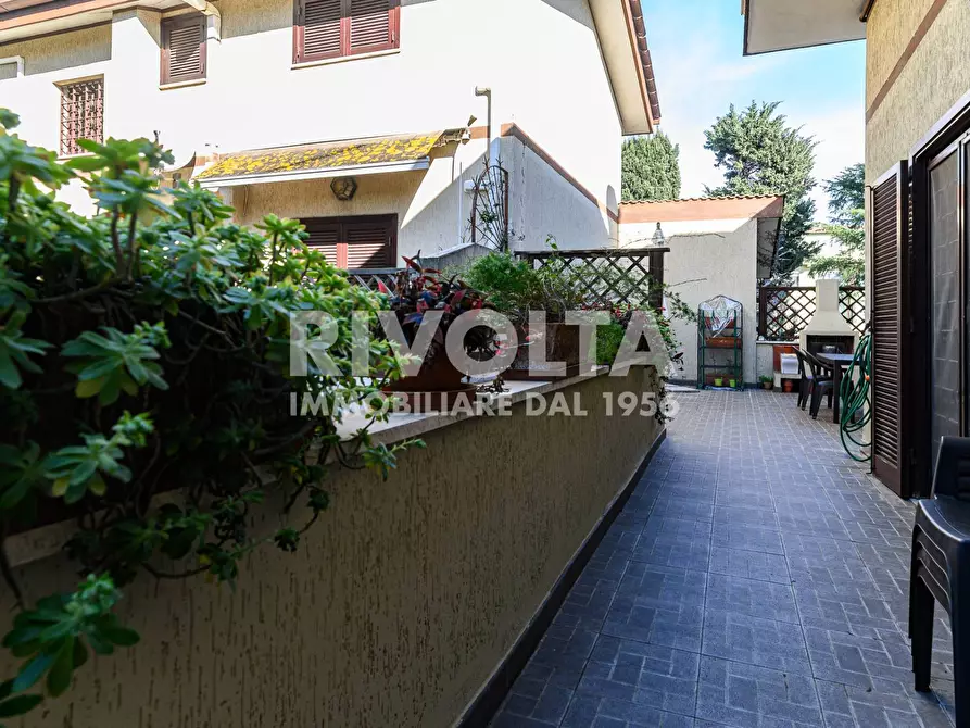 Immagine 30 di Attico in vendita  in Via Callimaco a Roma