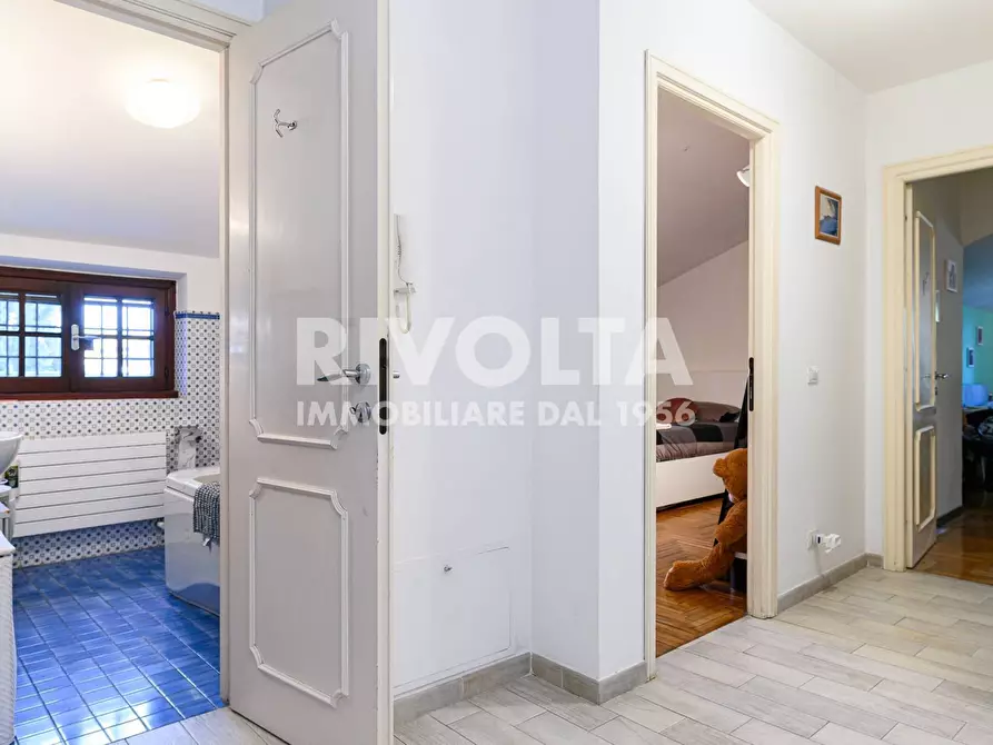 Immagine 35 di Attico in vendita  in Via Callimaco a Roma