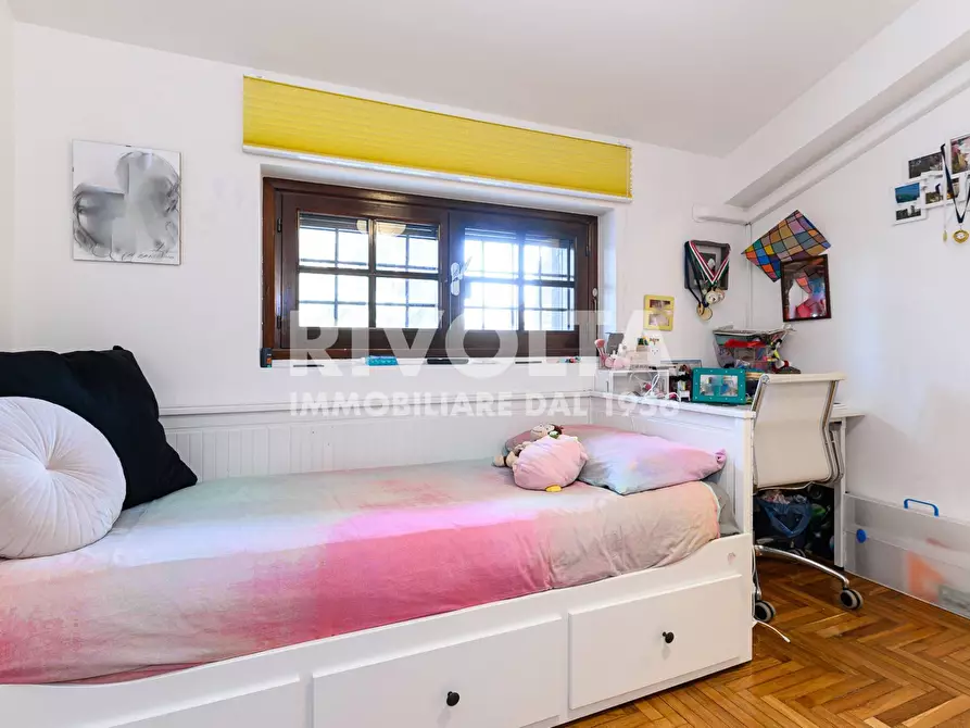 Immagine 38 di Attico in vendita  in Via Callimaco a Roma