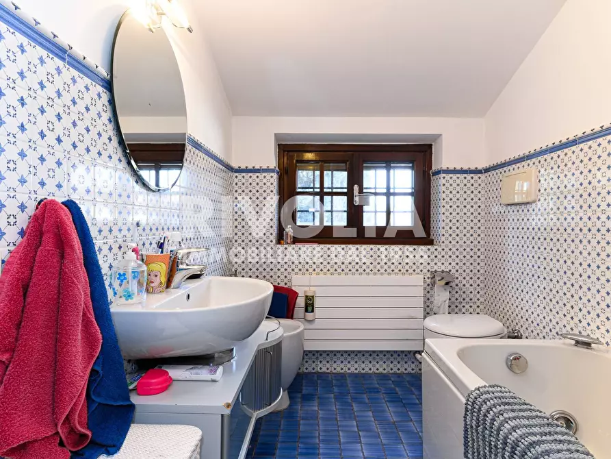 Immagine 40 di Attico in vendita  in Via Callimaco a Roma