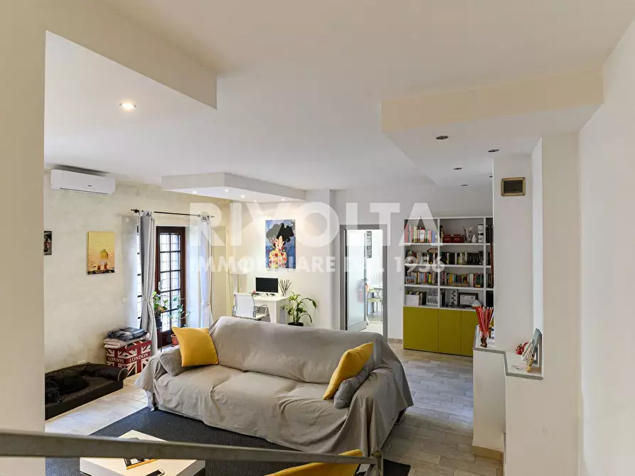 Immagine 56 di Attico in vendita  in Via Callimaco a Roma