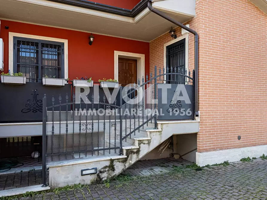 Immagine 1 di Villetta a schiera in vendita  in Via Lidia Bianchi a Roma