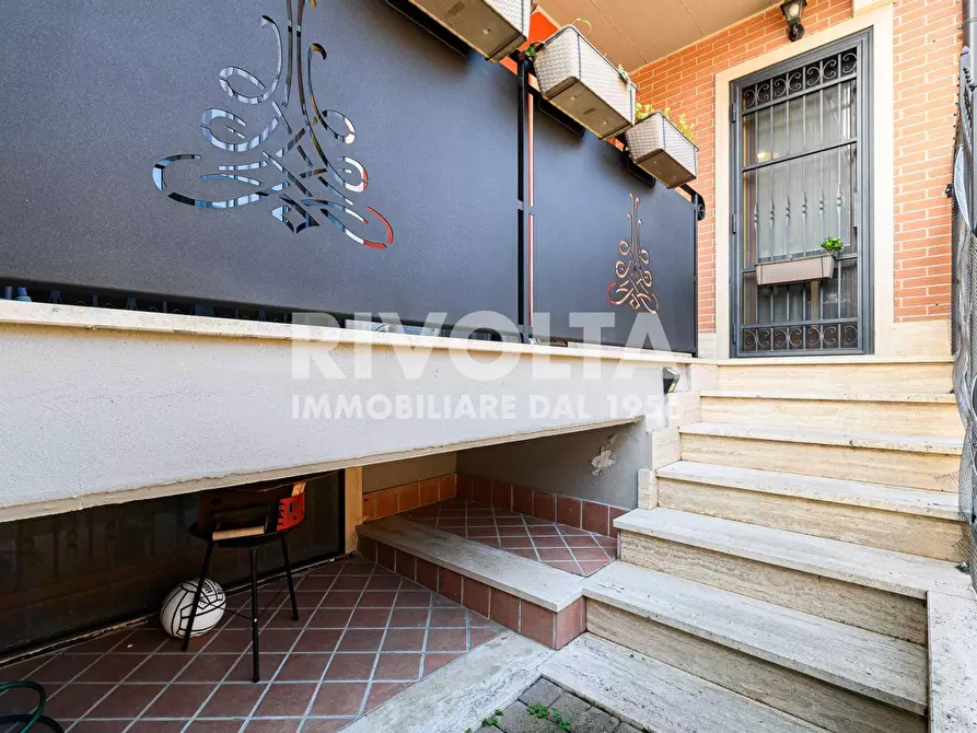 Immagine 40 di Villetta a schiera in vendita  in Via Lidia Bianchi a Roma