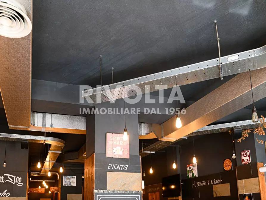 Immagine 23 di Attività commerciale in vendita  in viale ippocrate a Roma