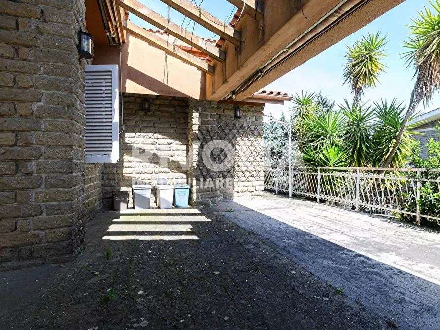 Immagine 21 di Villa in vendita  in via Prati del Ponte a Manziana