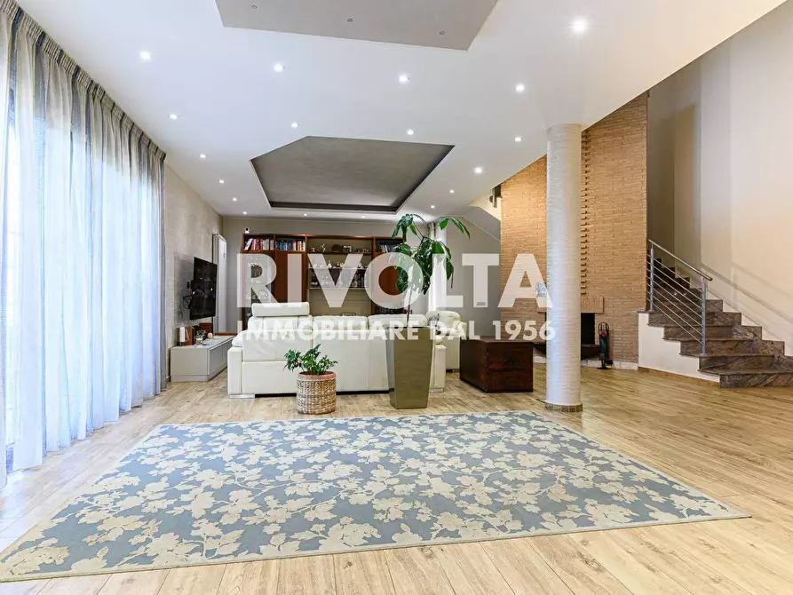Immagine 20 di Villa in vendita  in via Contessa Entellina a Roma
